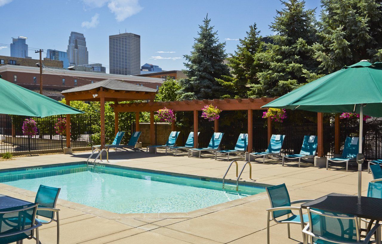 Towneplace Suites By Marriott Minneapolis Downtown/North Loop Exterior photo